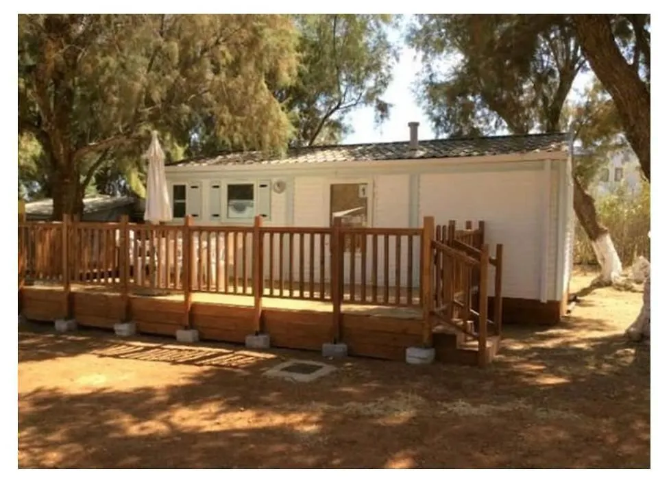 Camping La Residence D'Ete 3 Etoiles Familial Piscine Chauffee Gorges De L Ardeche Saint-Remeze Frankrijk
