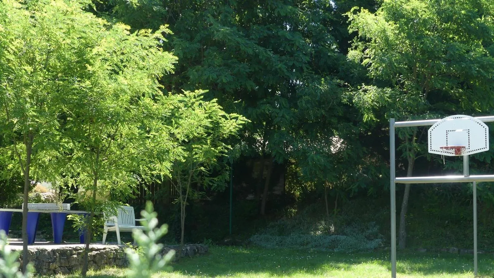 *** Camping La résidence d'été Saint-Remeze France